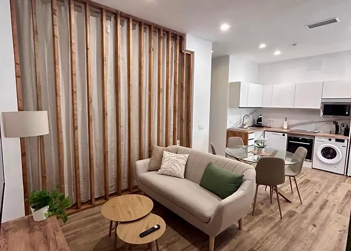 Aires De - Spacious 2-bedroom Valencia