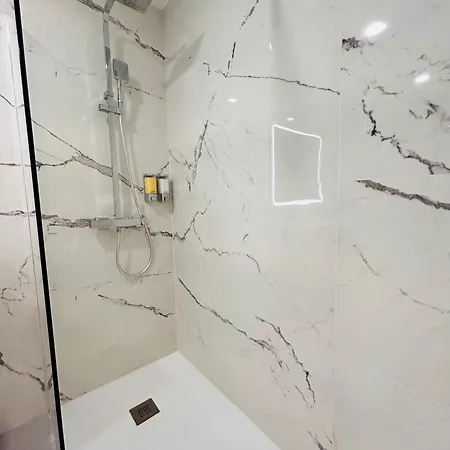 דירה Aires De - Spacious 2-bedroom ולנסיה