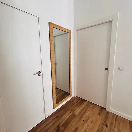 Aires De - Spacious 2-bedroom דירה