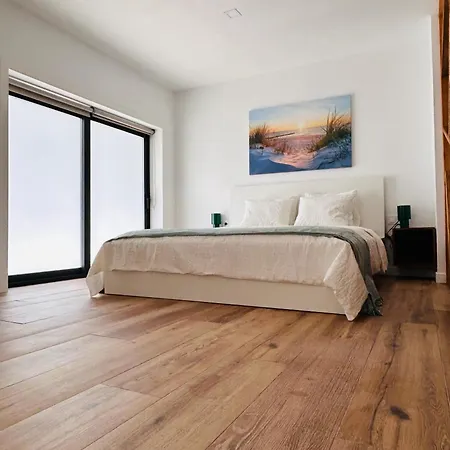 Aires De - Spacious 2-bedroom דירה *